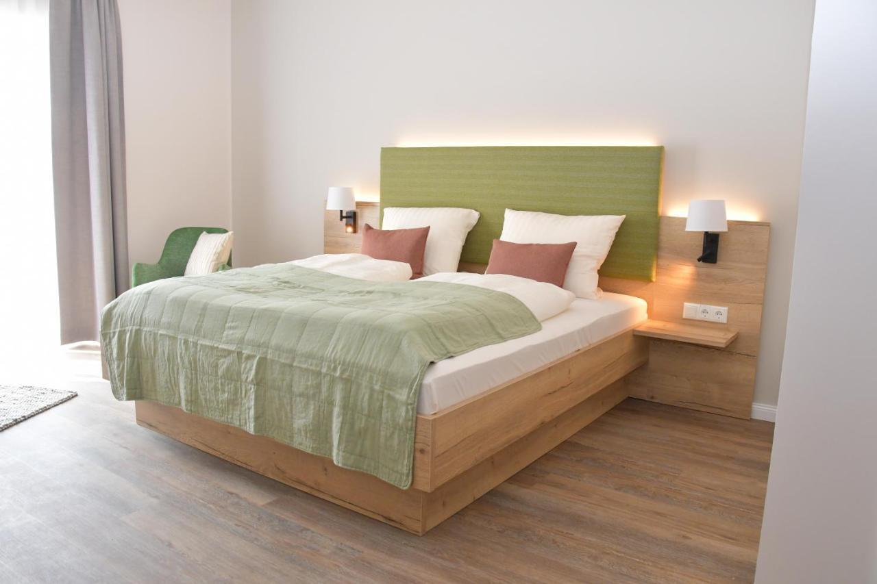 Landhaus Hamester - Hotel & Restaurant Basthorst  ภายนอก รูปภาพ