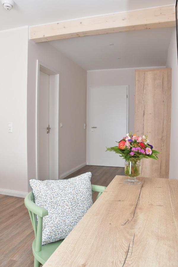 Landhaus Hamester - Hotel & Restaurant Basthorst  ภายนอก รูปภาพ